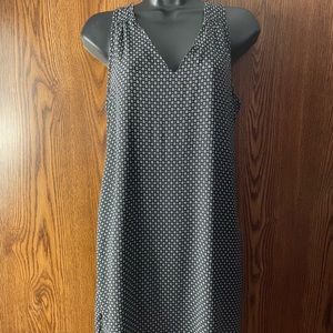 Old Navy Black and White Floral Shift Dress